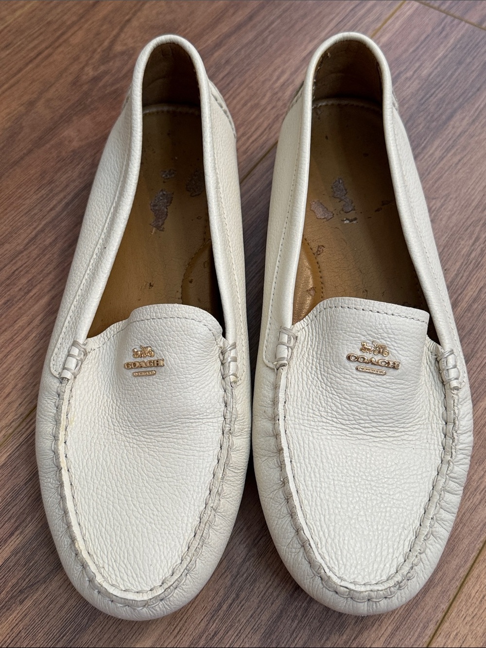 COACH Marley Cream Leather Driver Loafers with Gold Logo - Picture 2 of 8
